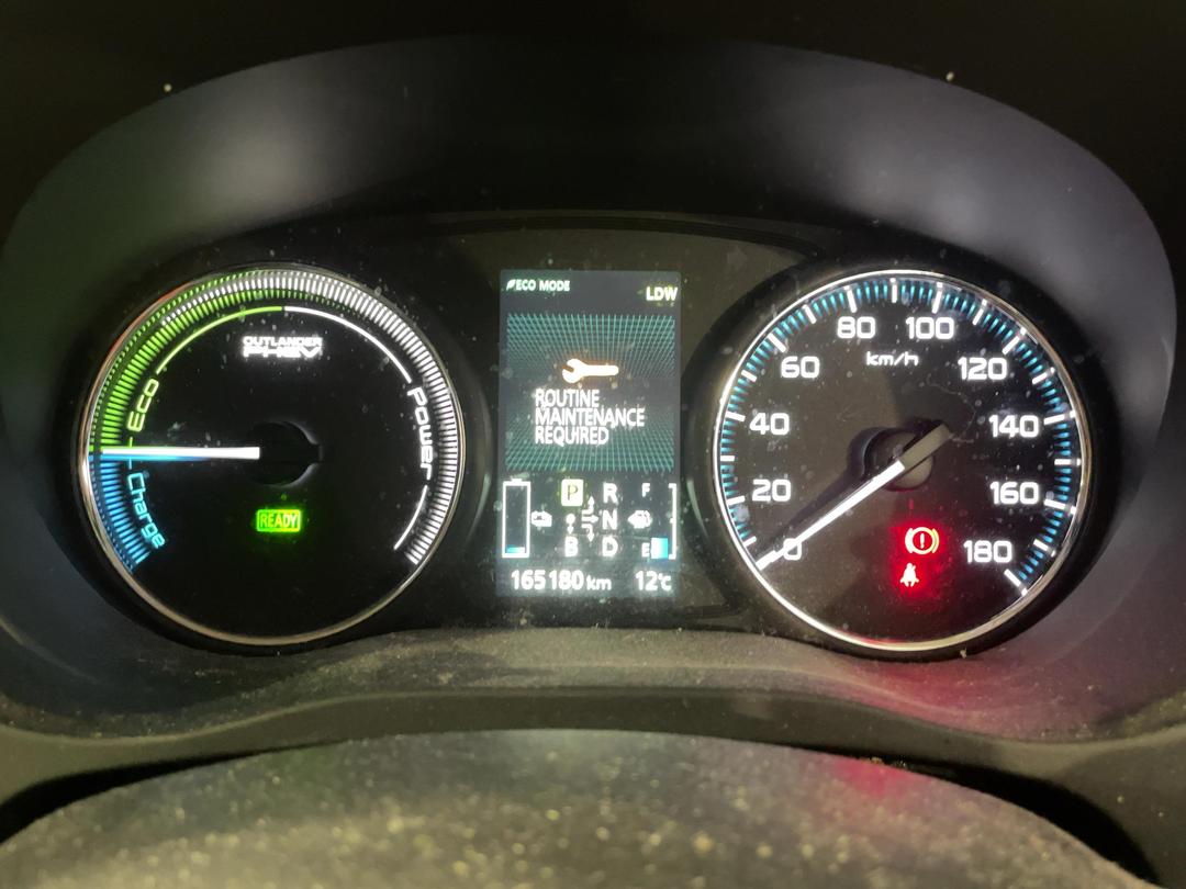 Photo '21' of Mitsubishi Outlander