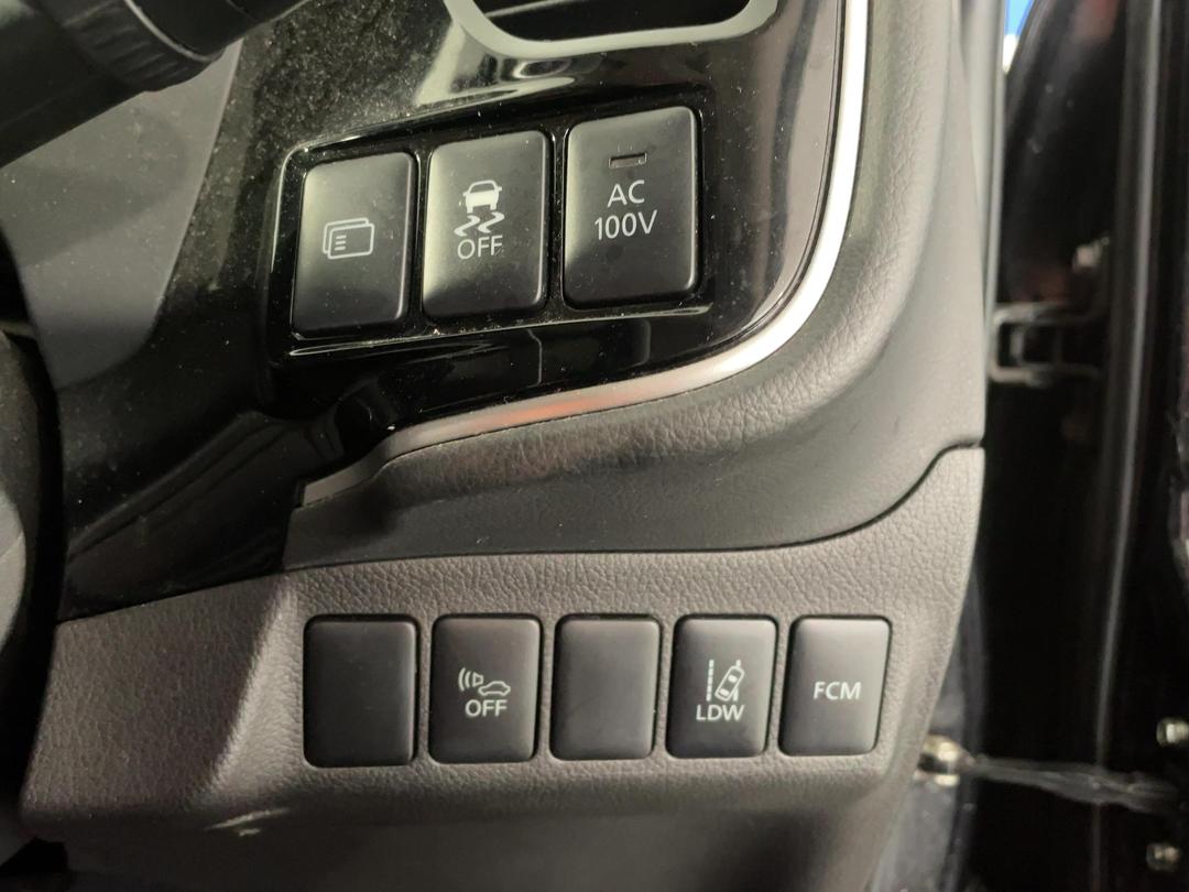 Photo '25' of Mitsubishi Outlander