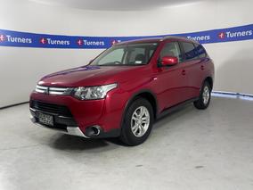 Photo '4' of Mitsubishi Outlander