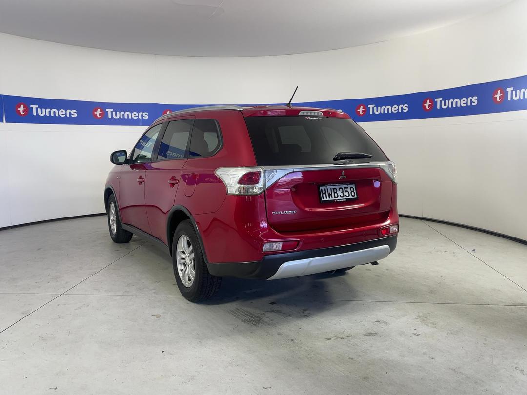 Photo '5' of Mitsubishi Outlander