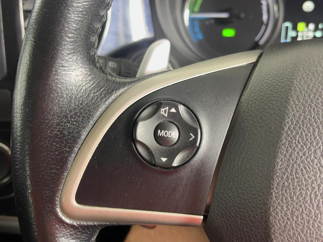 Photo '23' of Mitsubishi Outlander