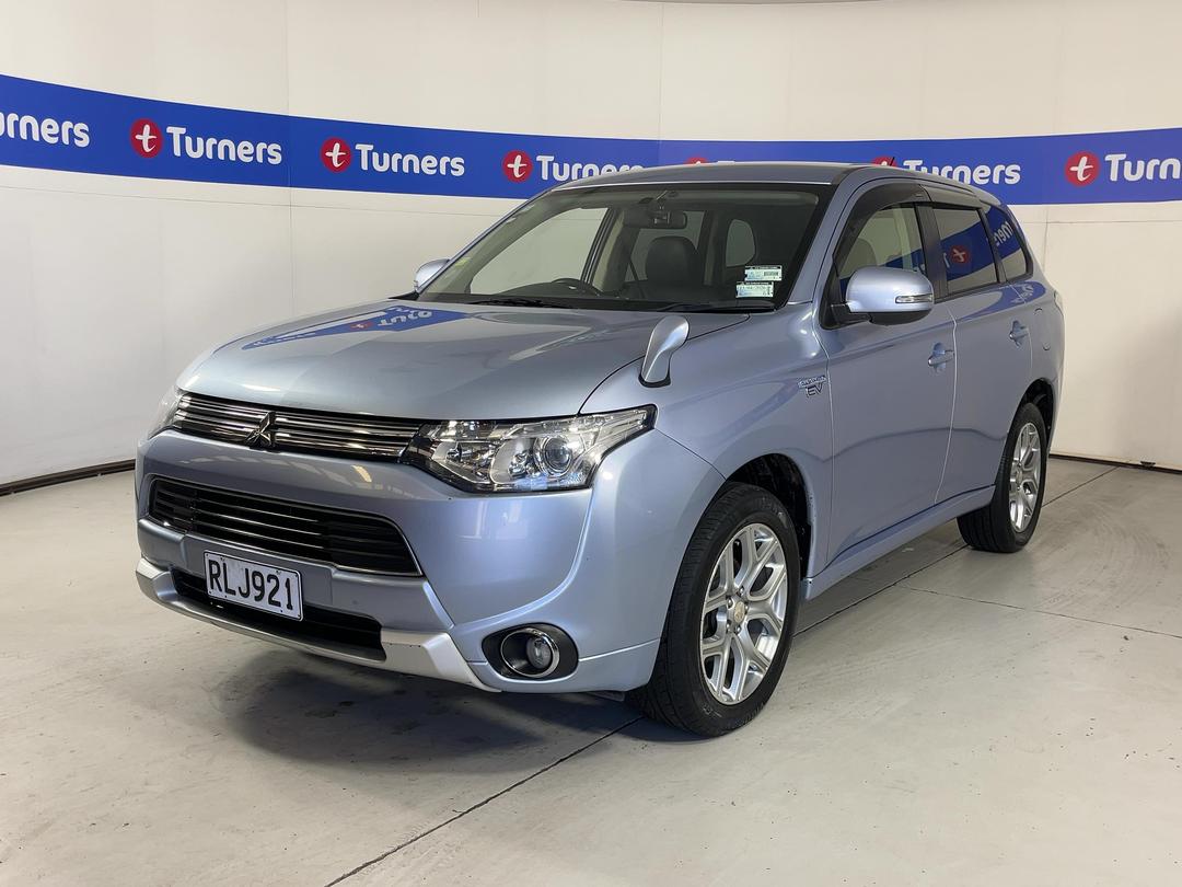 Photo '4' of Mitsubishi Outlander