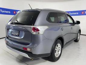 Photo '7' of Mitsubishi Outlander