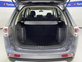Photo '14' of Mitsubishi Outlander