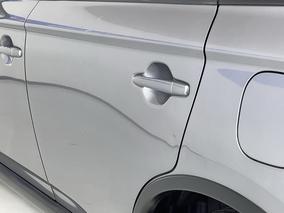 Photo '27' of Mitsubishi Outlander