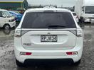 Thumbnail '5' of Mitsubishi Outlander Phev
