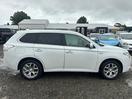 Thumbnail '7' of Mitsubishi Outlander Phev