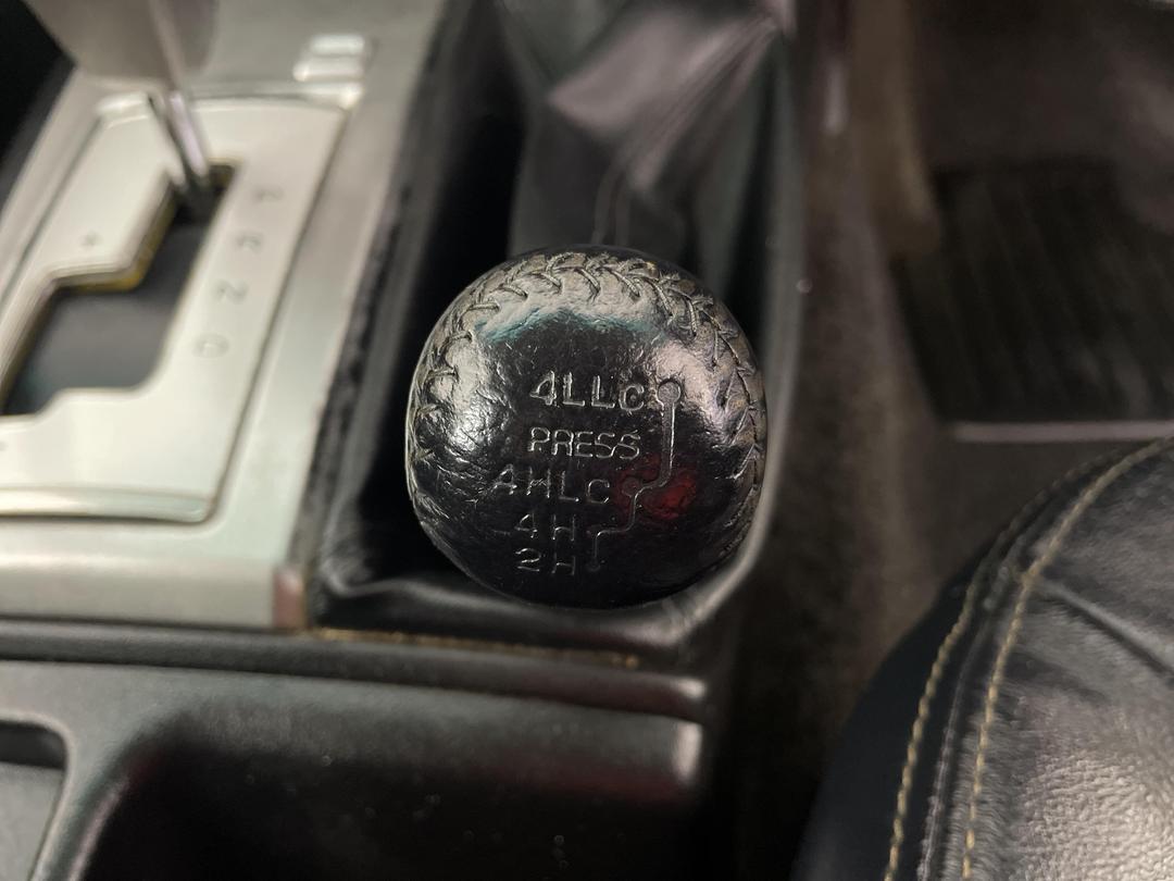 Photo '27' of Mitsubishi Triton