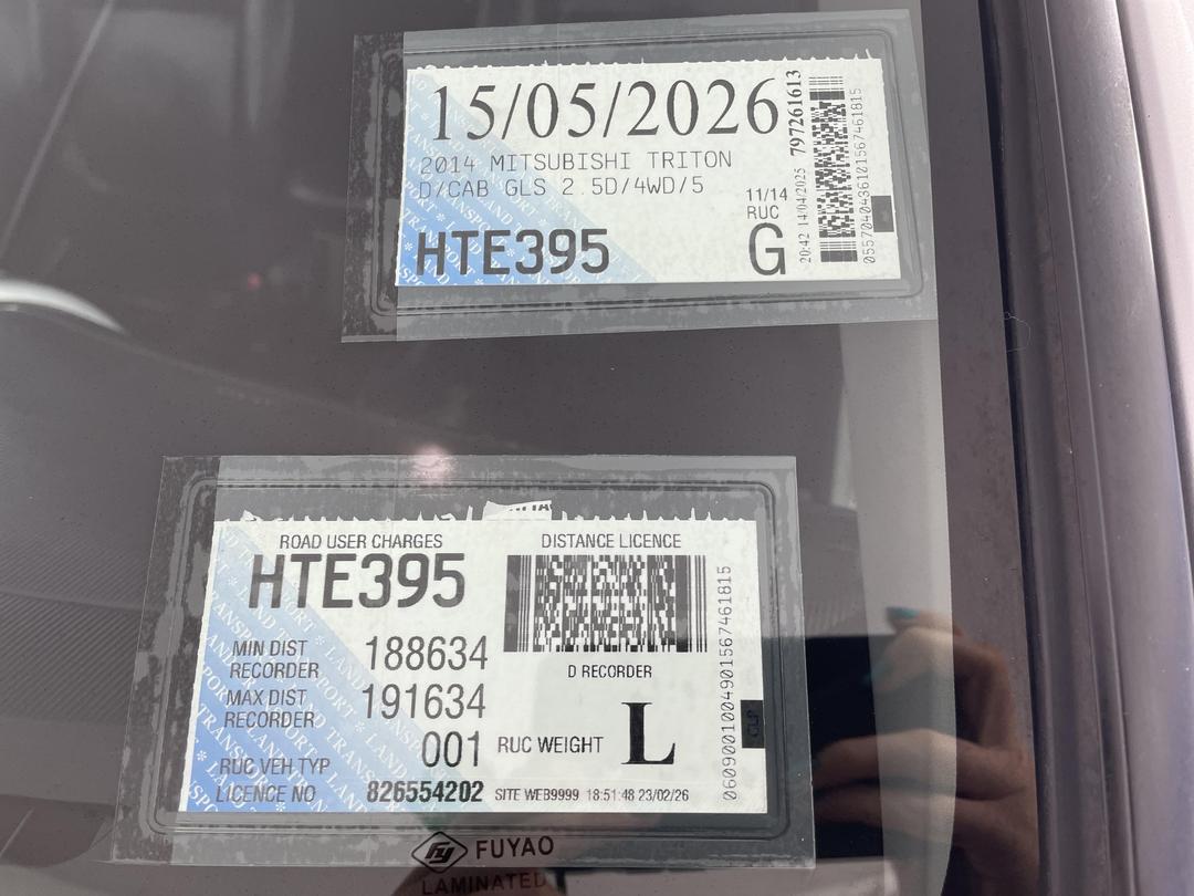 Photo '29' of Mitsubishi Triton