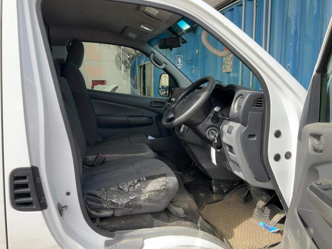 Photo '18' of Nissan Caravan Photo '18' of Nissan Caravan
