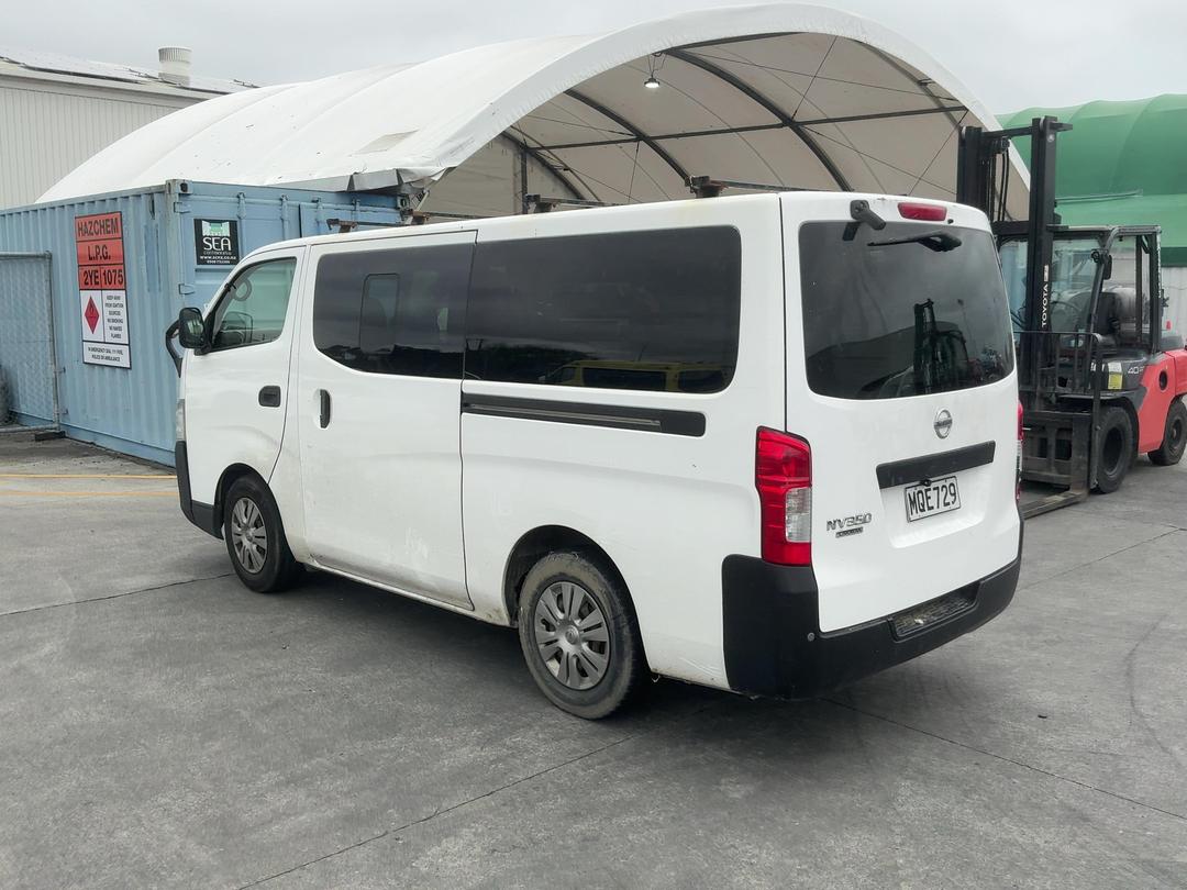 Photo '5' of Nissan Caravan Photo '5' of Nissan Caravan