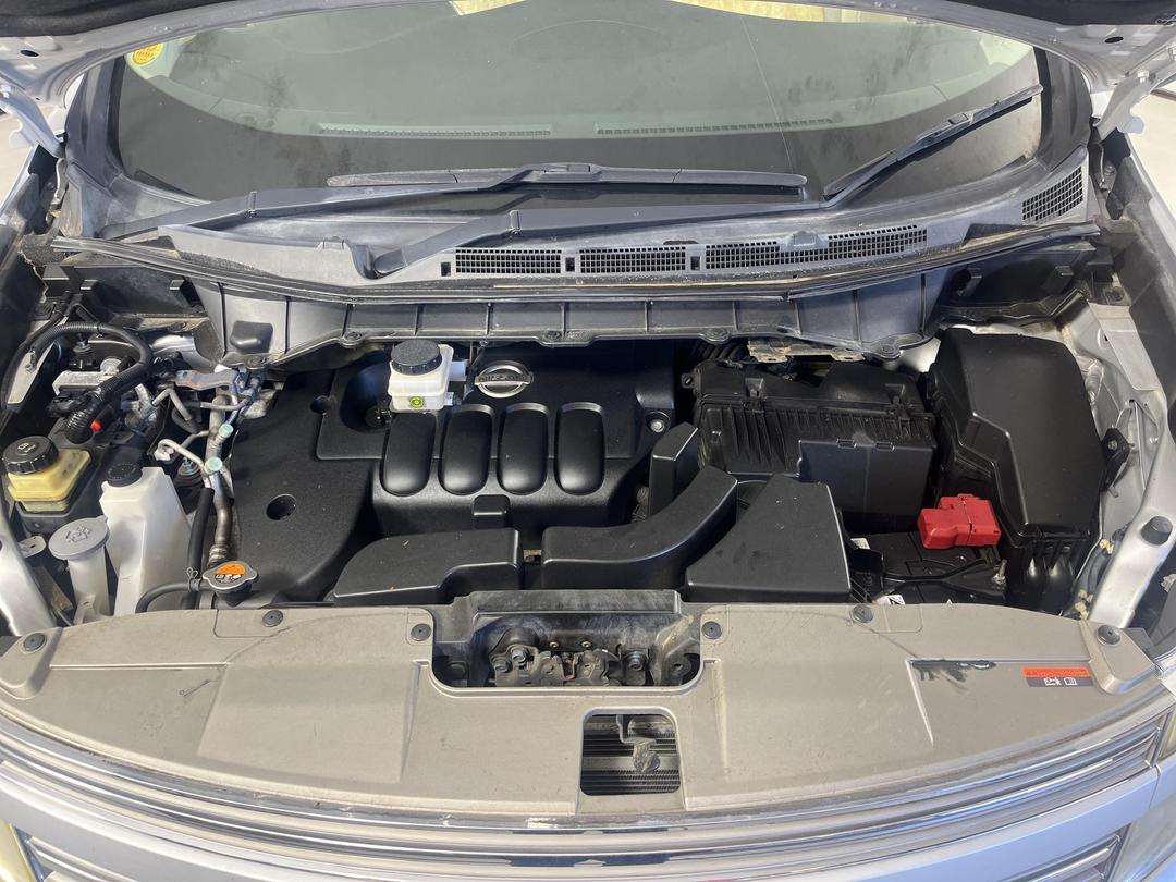 Photo '6' of Nissan Elgrand