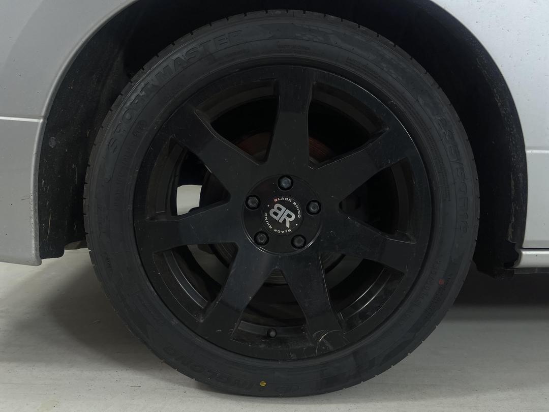 Photo '8' of Nissan Elgrand