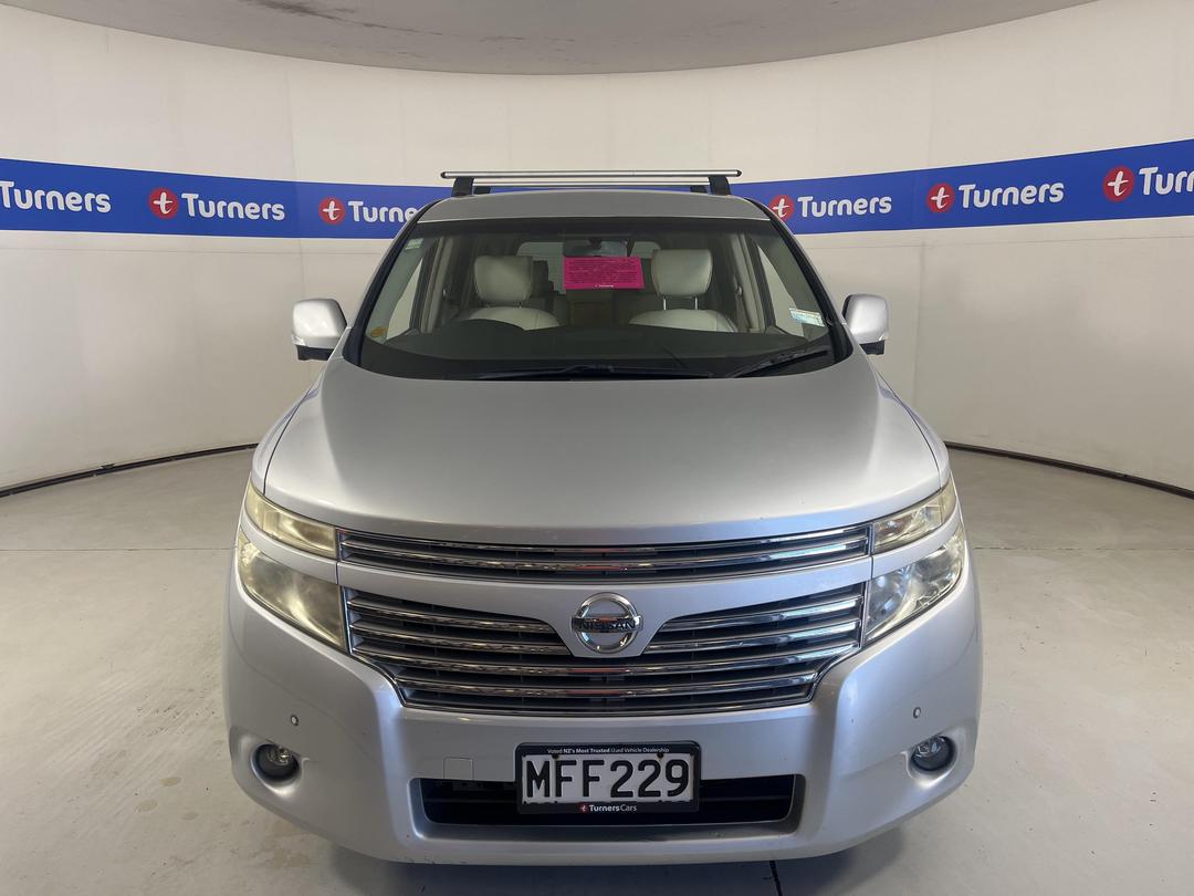 Photo '3' of Nissan Elgrand