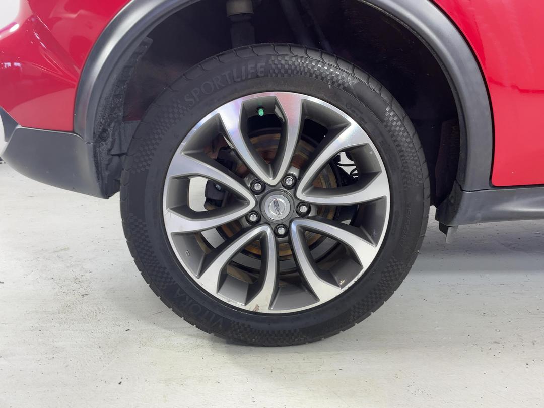 Photo '12' of Nissan Juke
