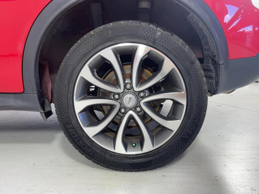 Photo '11' of Nissan Juke
