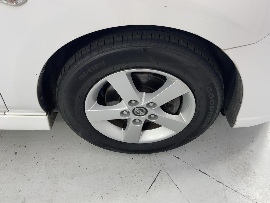 Photo '9' of Nissan Lafesta