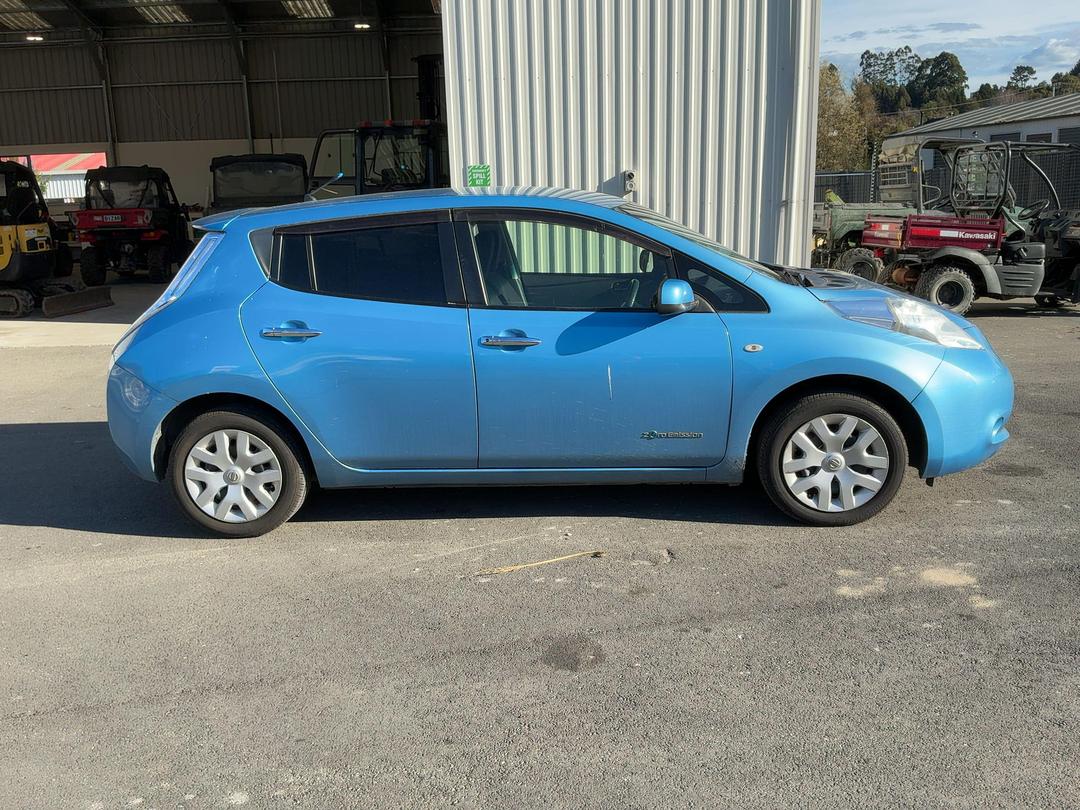 Photo '8' of Nissan Leaf