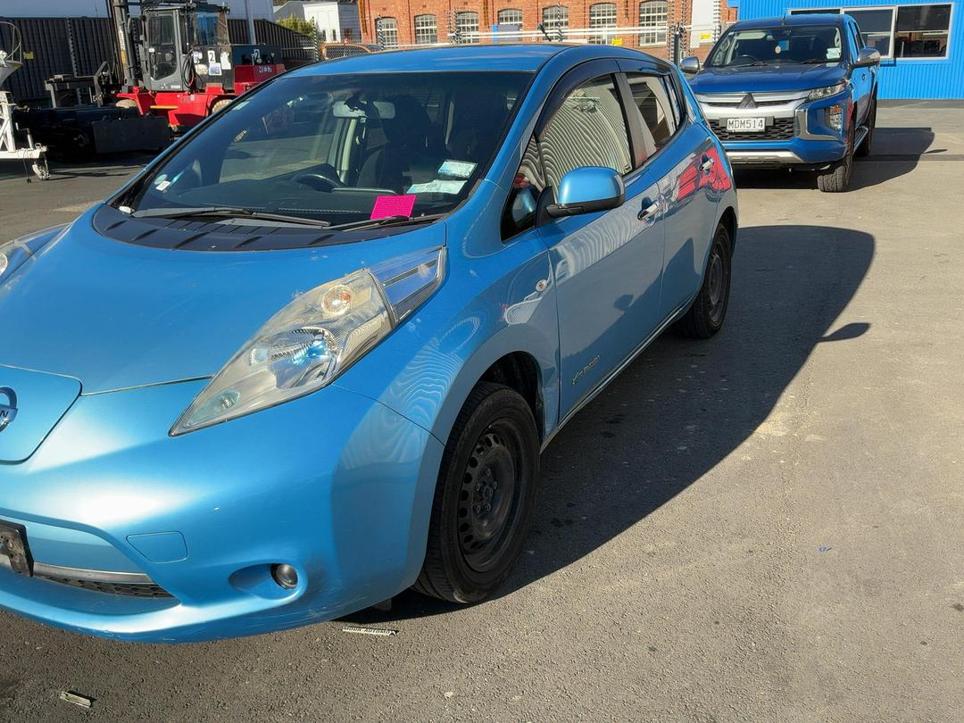 Photo '3' of Nissan Leaf