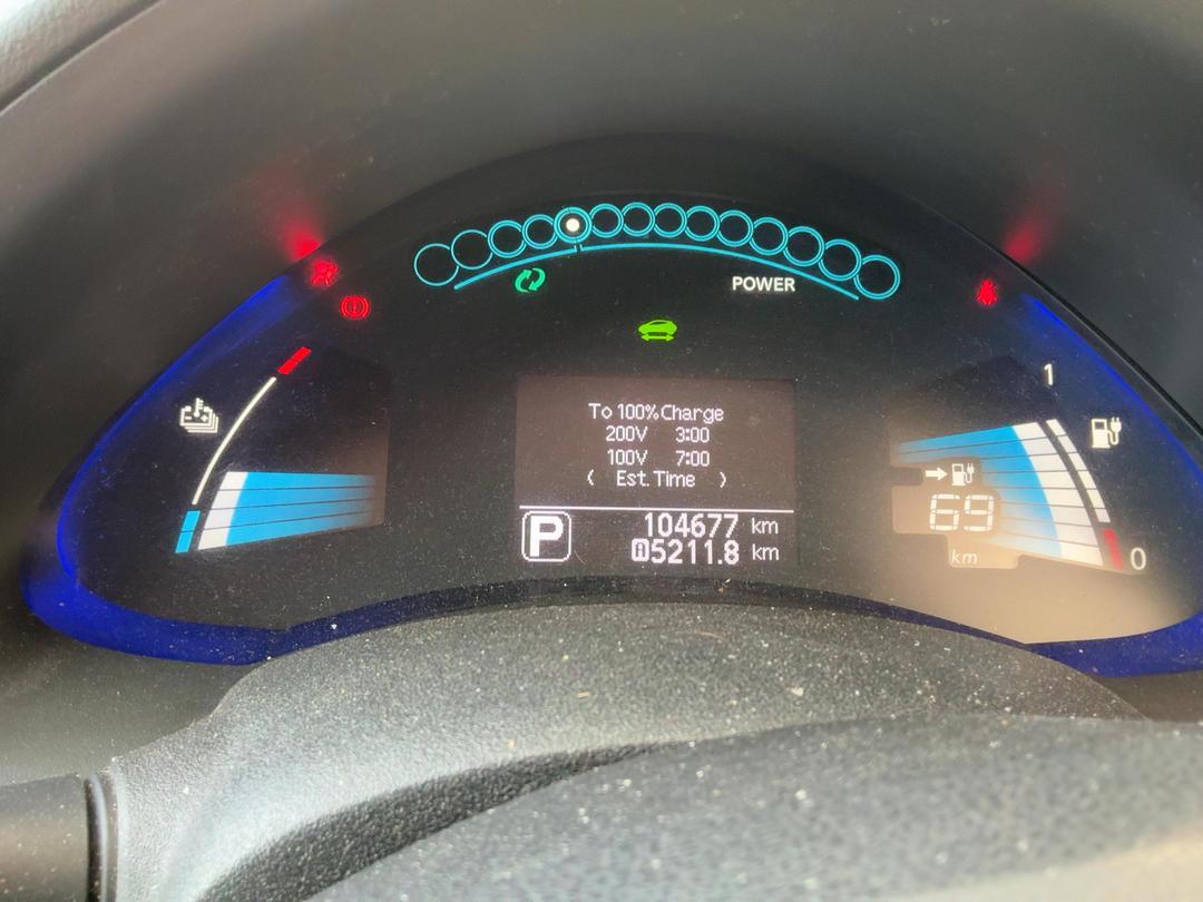Photo '17' of Nissan Leaf