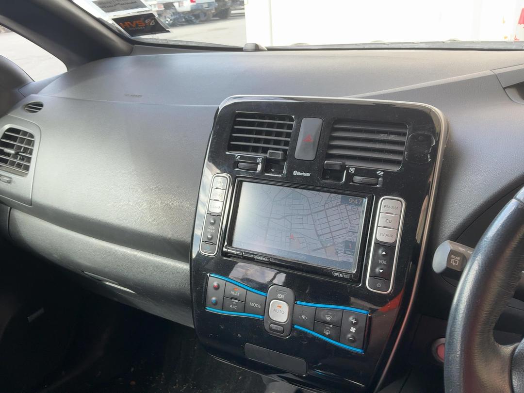 Photo '20' of Nissan Leaf