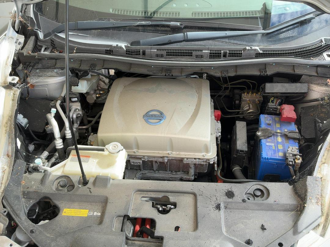 Photo '21' of Nissan Leaf