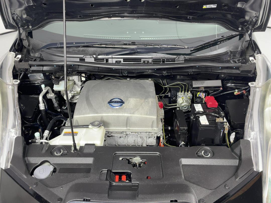 Photo '13' of Nissan Leaf