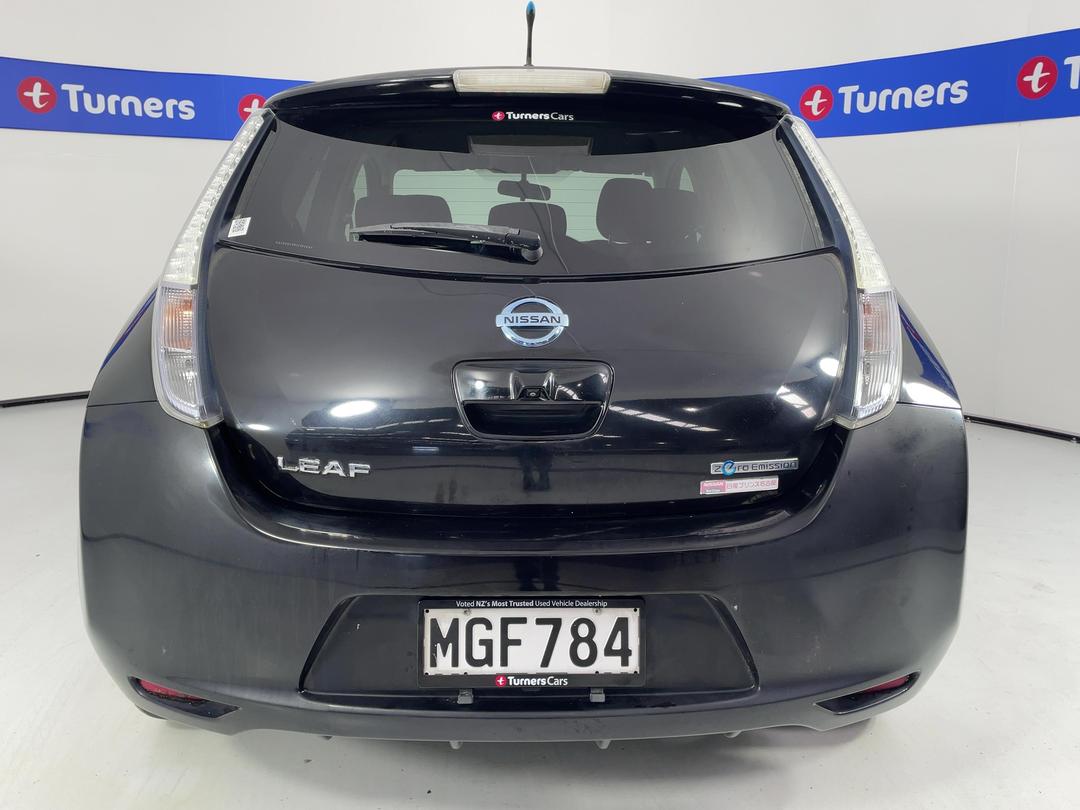 Photo '6' of Nissan Leaf