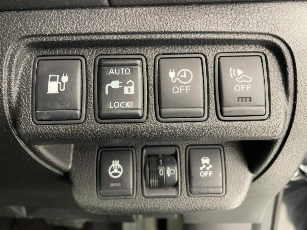 Photo '23' of Nissan Leaf