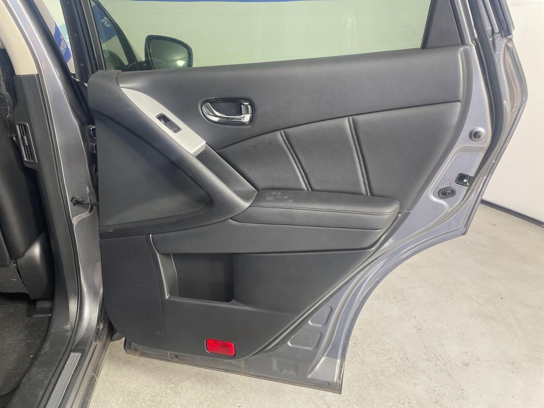 Photo '17' of Nissan Murano TI