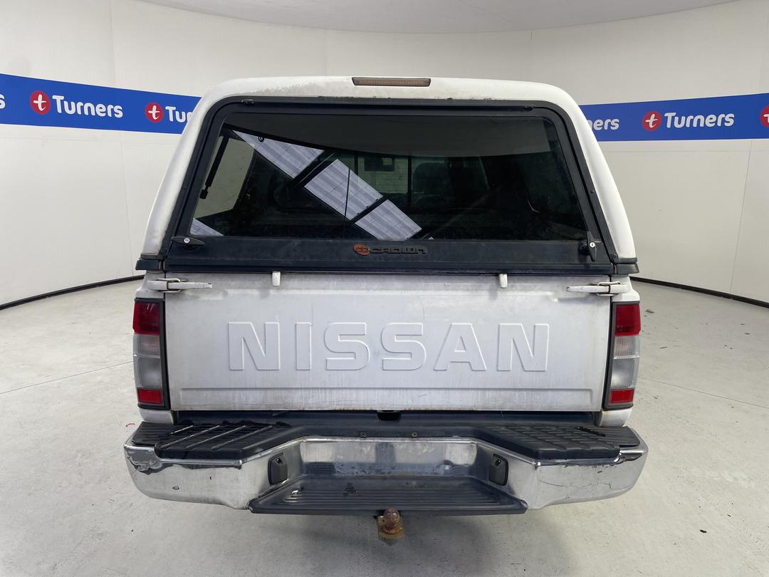 Photo '9' of Nissan Navara DX D/C