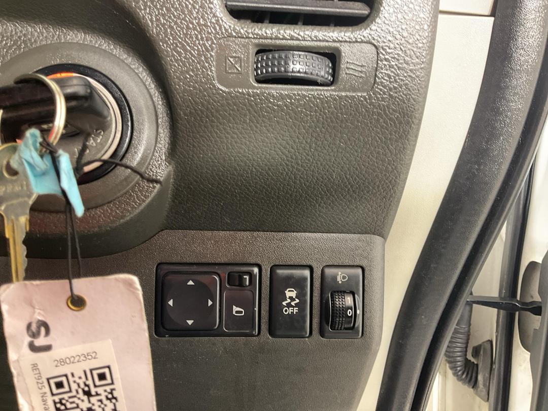 Photo '25' of Nissan Navara