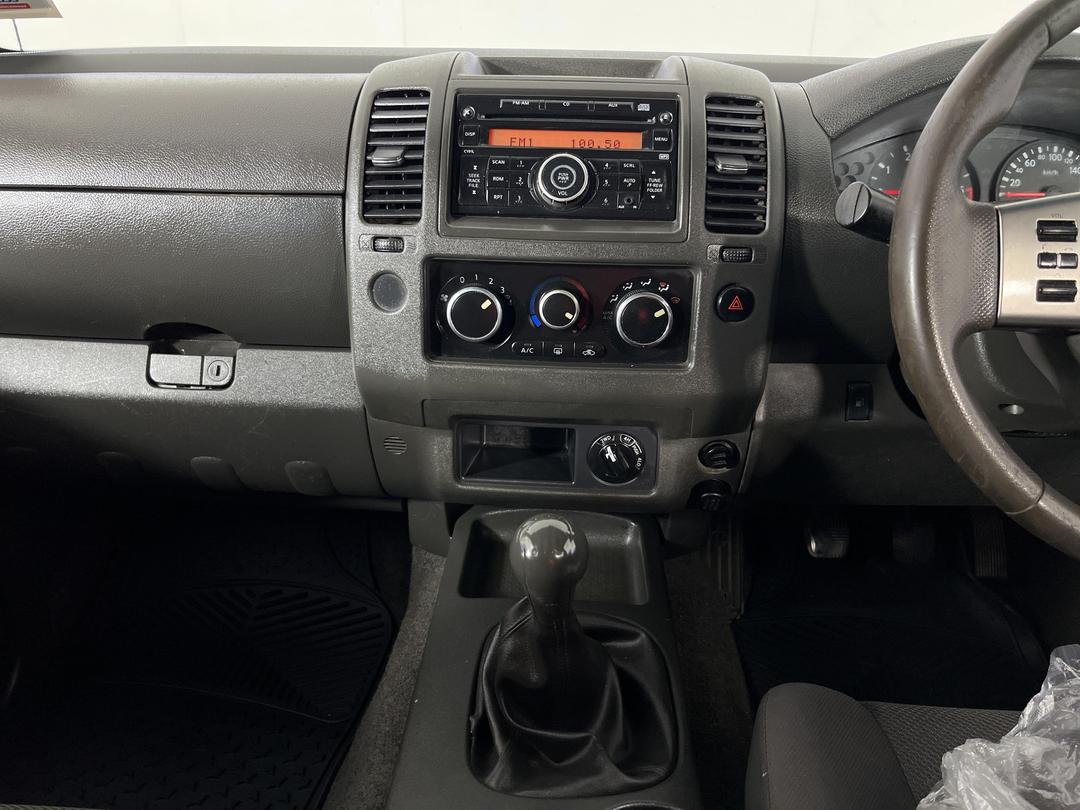 Photo '18' of Nissan Navara