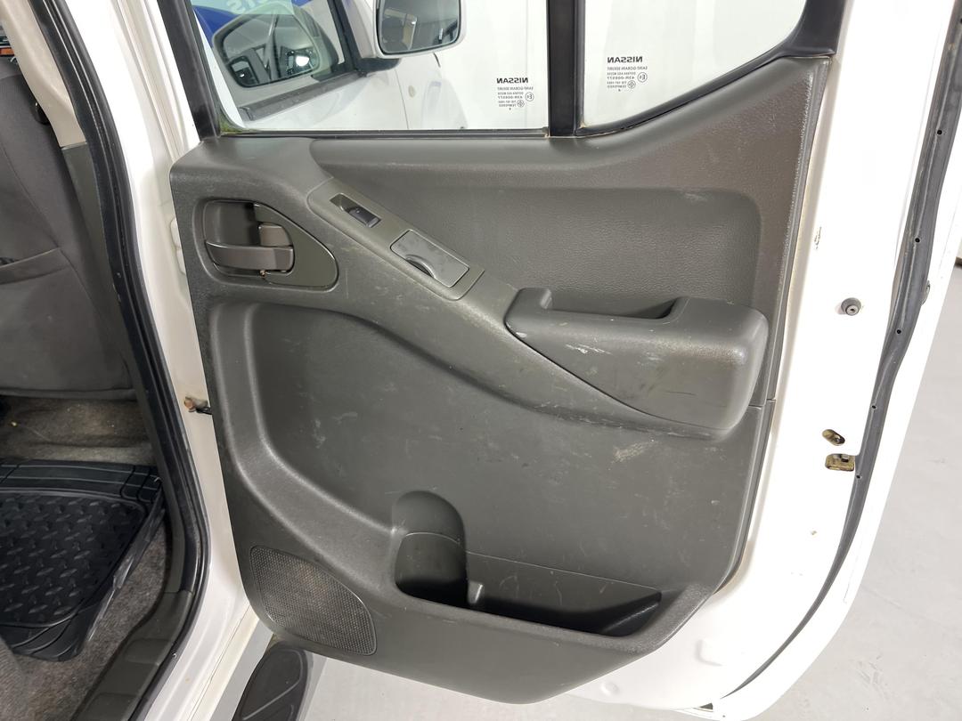 Photo '19' of Nissan Navara