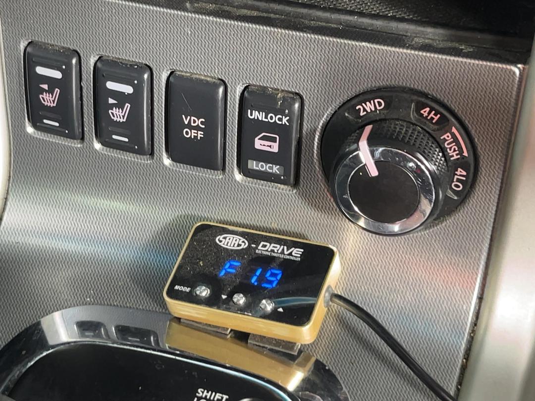 Photo '29' of Nissan Navara