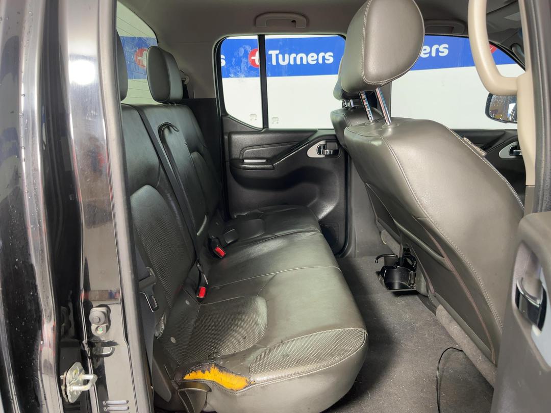 Photo '19' of Nissan Navara