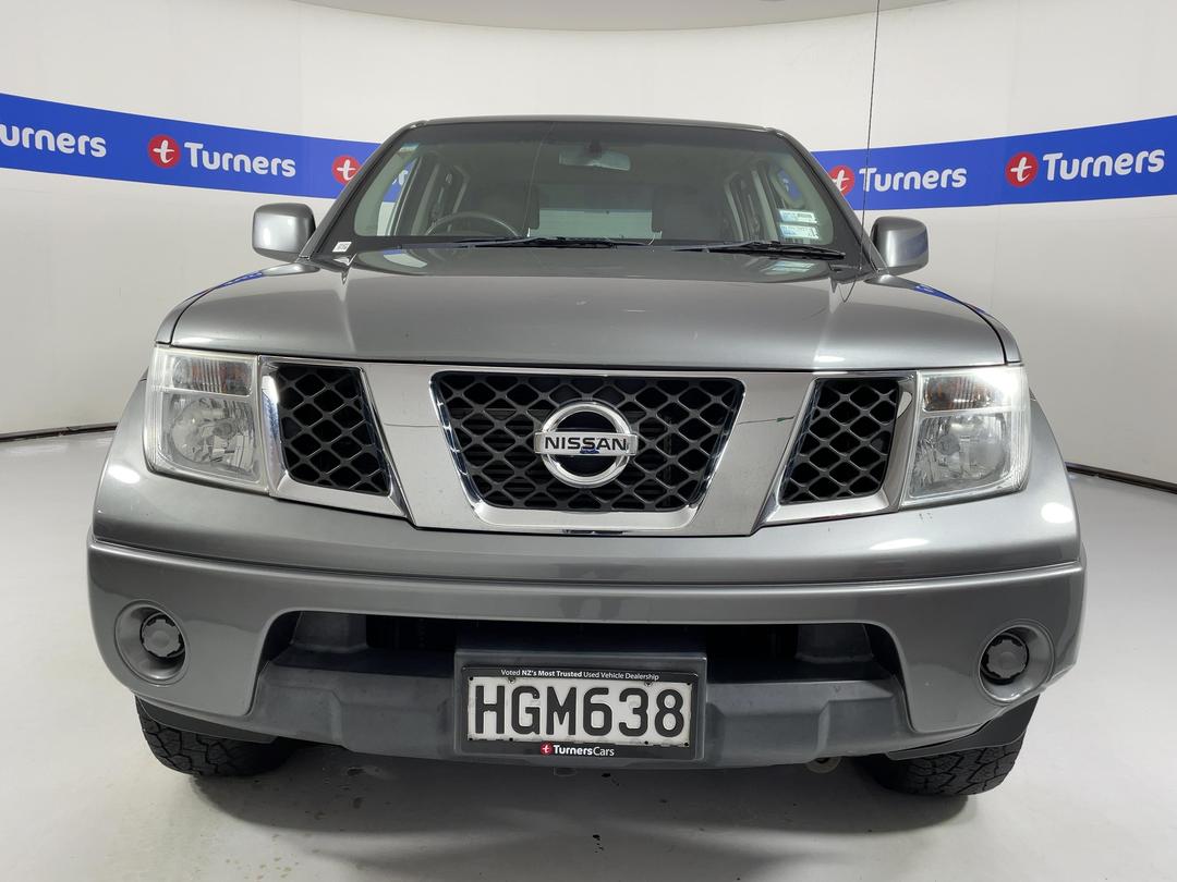 Photo '2' of Nissan Navara