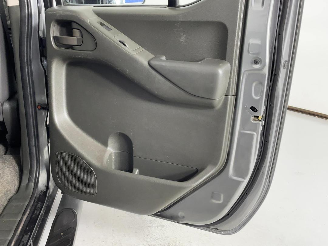 Photo '19' of Nissan Navara