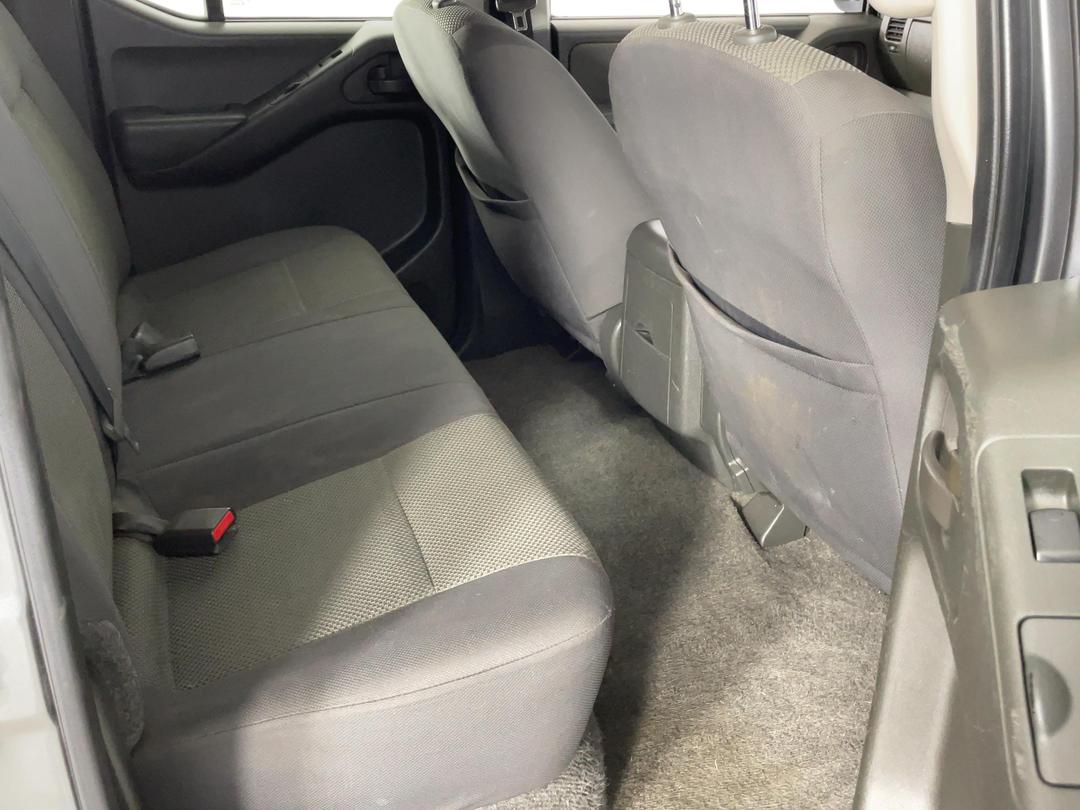 Photo '20' of Nissan Navara