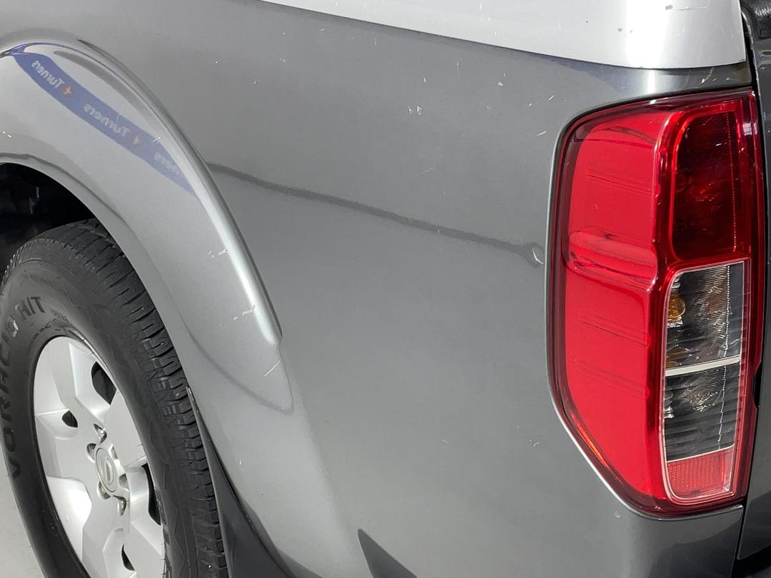 Photo '27' of Nissan Navara