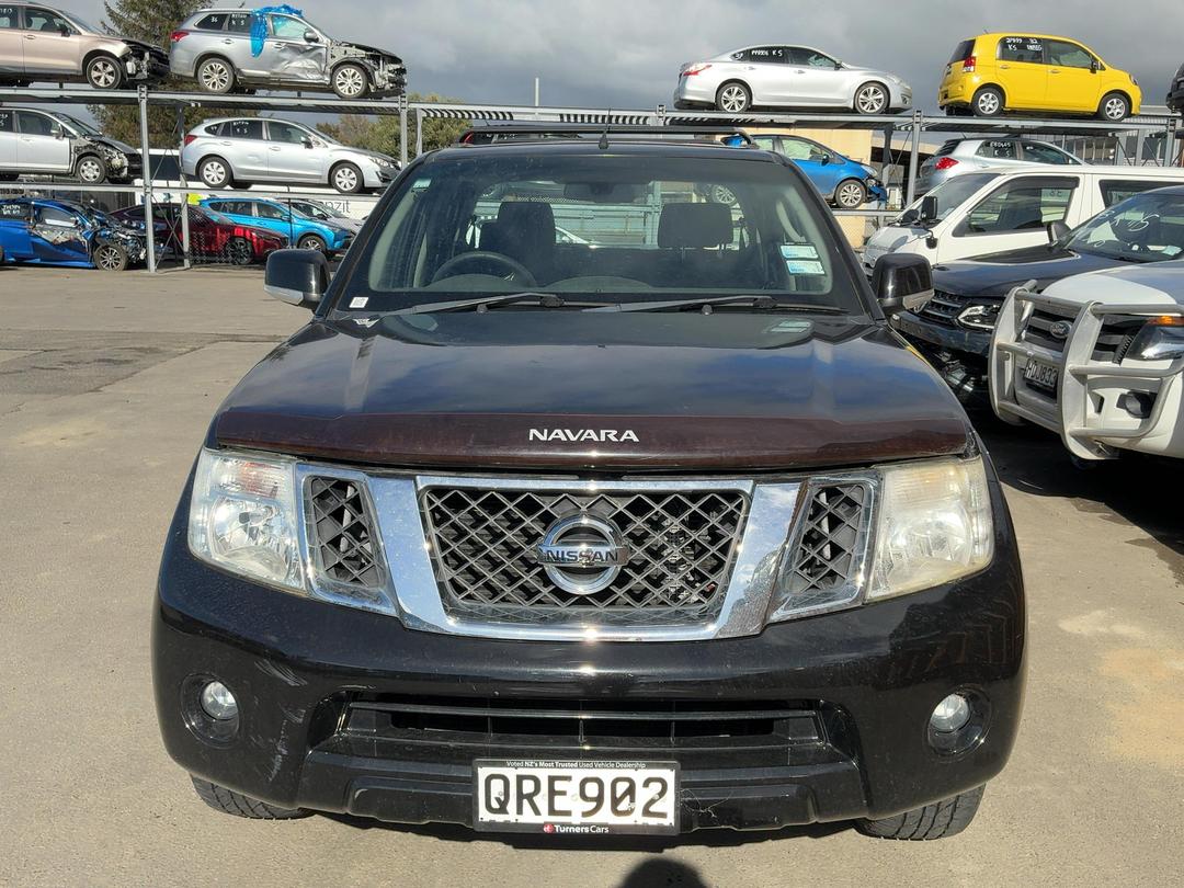 Photo '3' of Nissan Navara D/C ST-X Photo '3' of Nissan Navara D/C ST-X