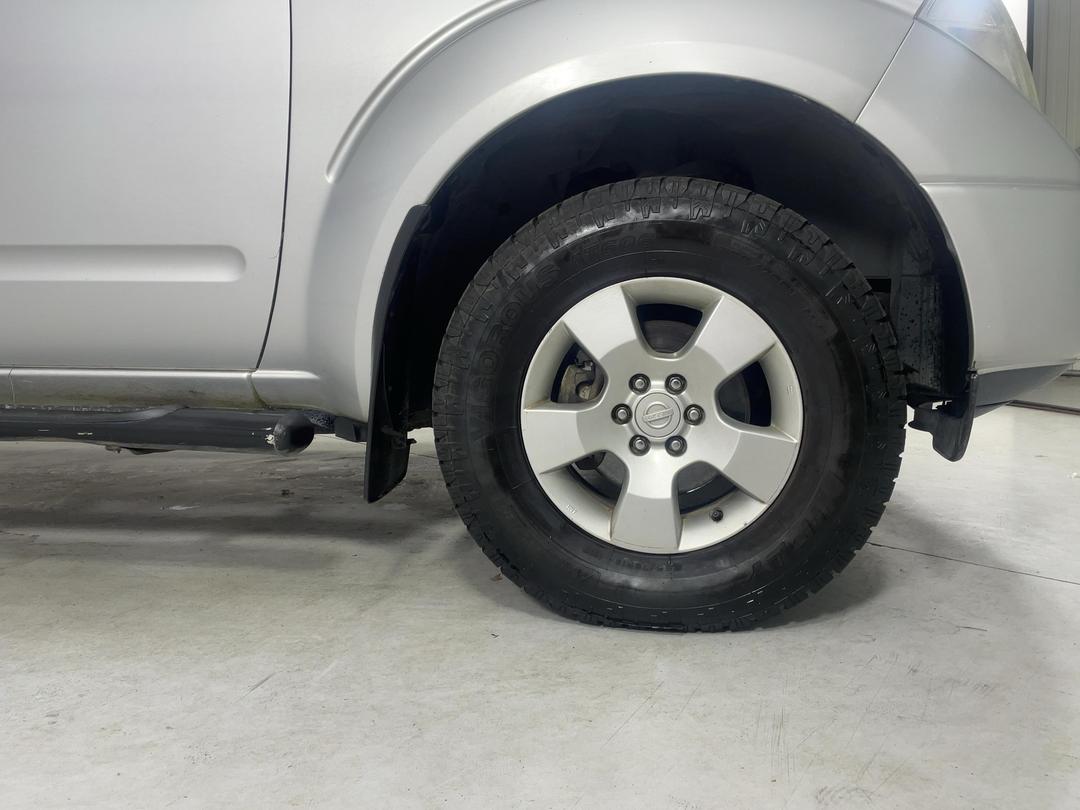 Photo '9' of Nissan Navara
