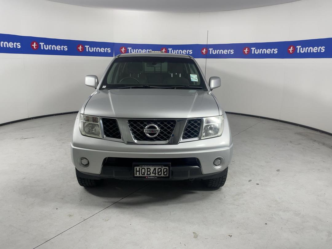 Photo '2' of Nissan Navara