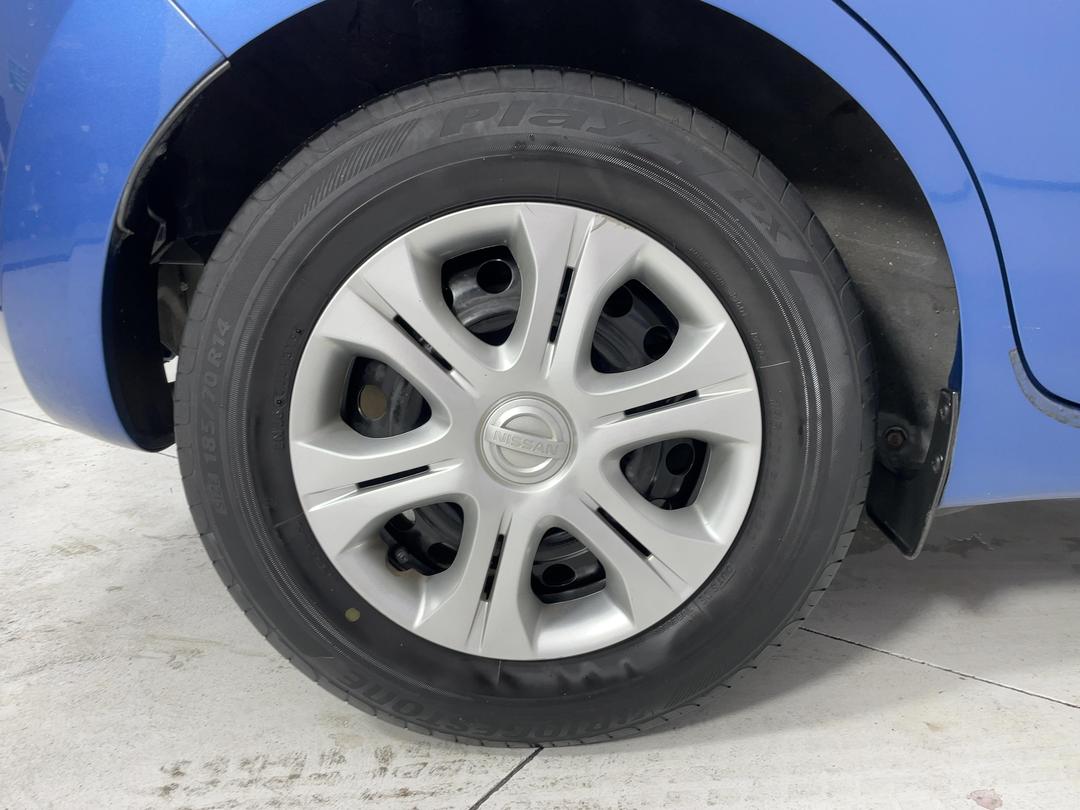Photo '12' of Nissan Note