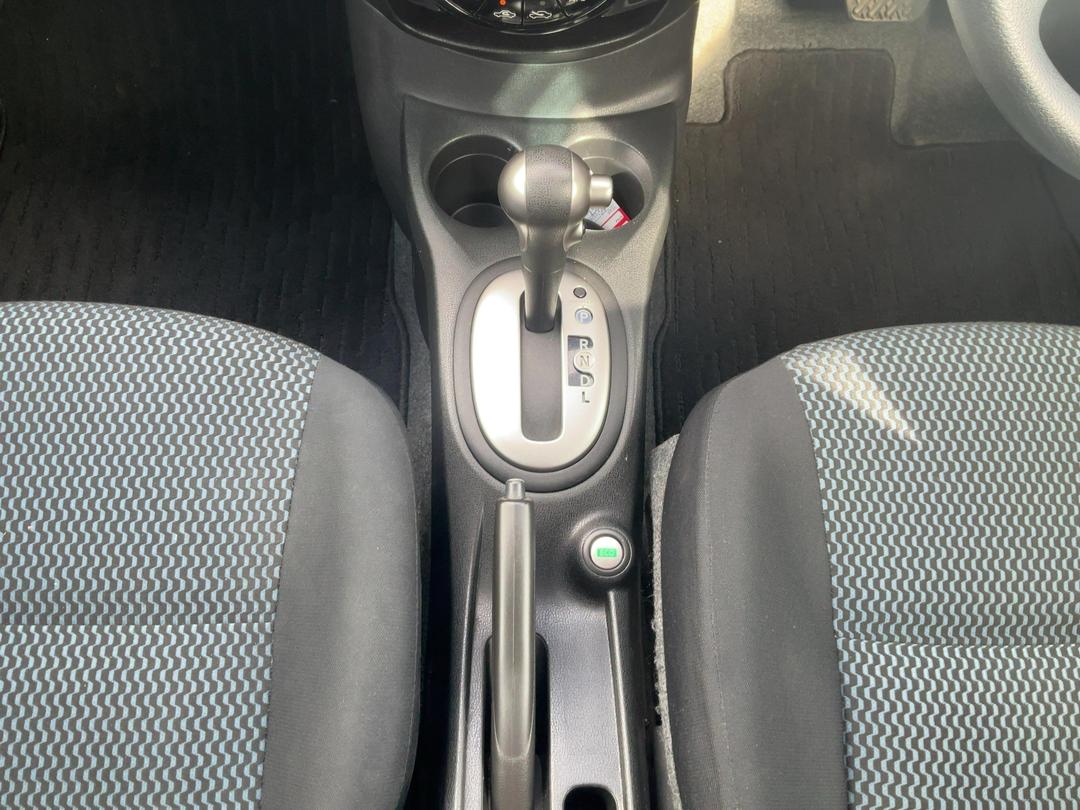 Photo '18' of Nissan Note
