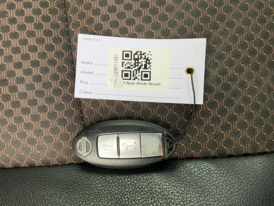Photo '24' of Nissan Note Photo '24' of Nissan Note