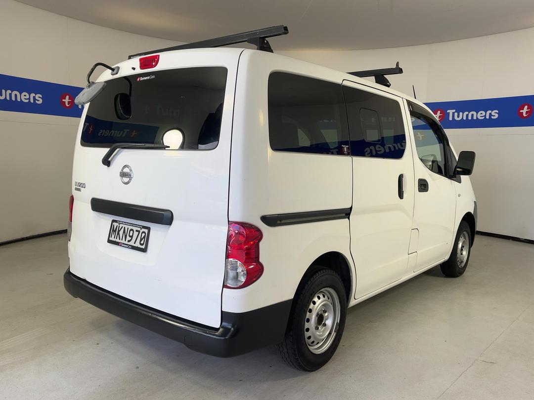 Photo '7' of Nissan NV200