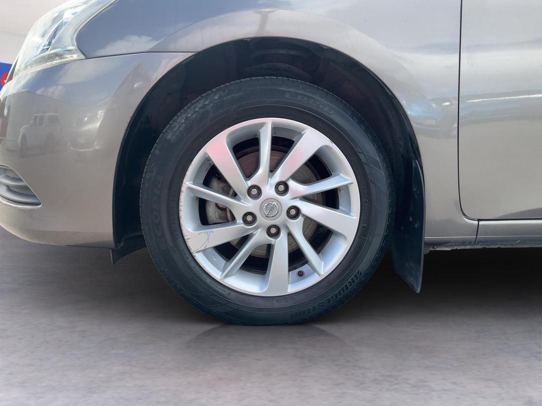 Photo '10' of Nissan Pulsar
