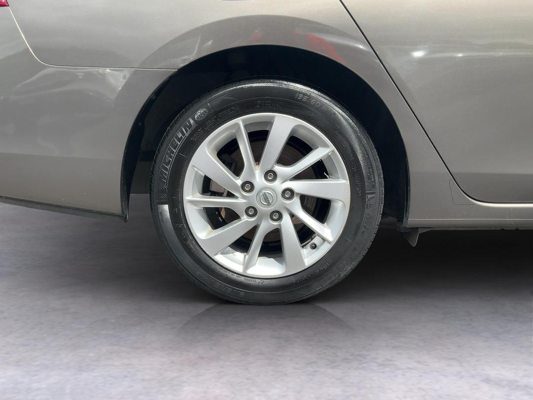 Photo '12' of Nissan Pulsar