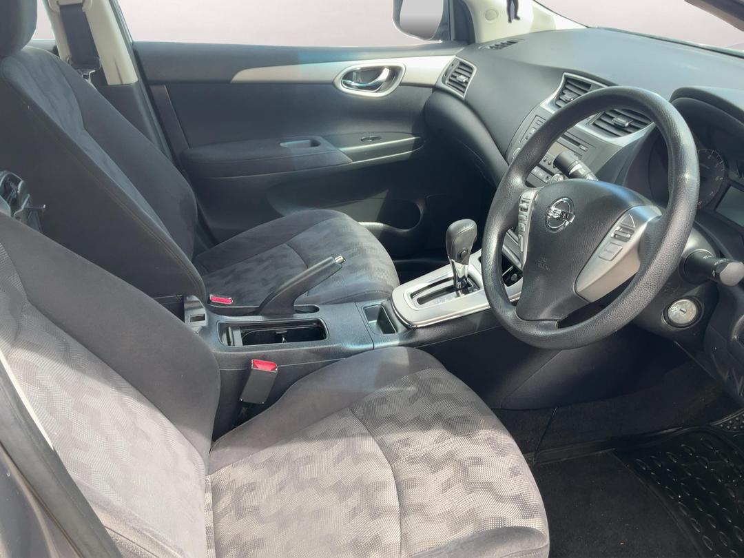 Photo '16' of Nissan Pulsar